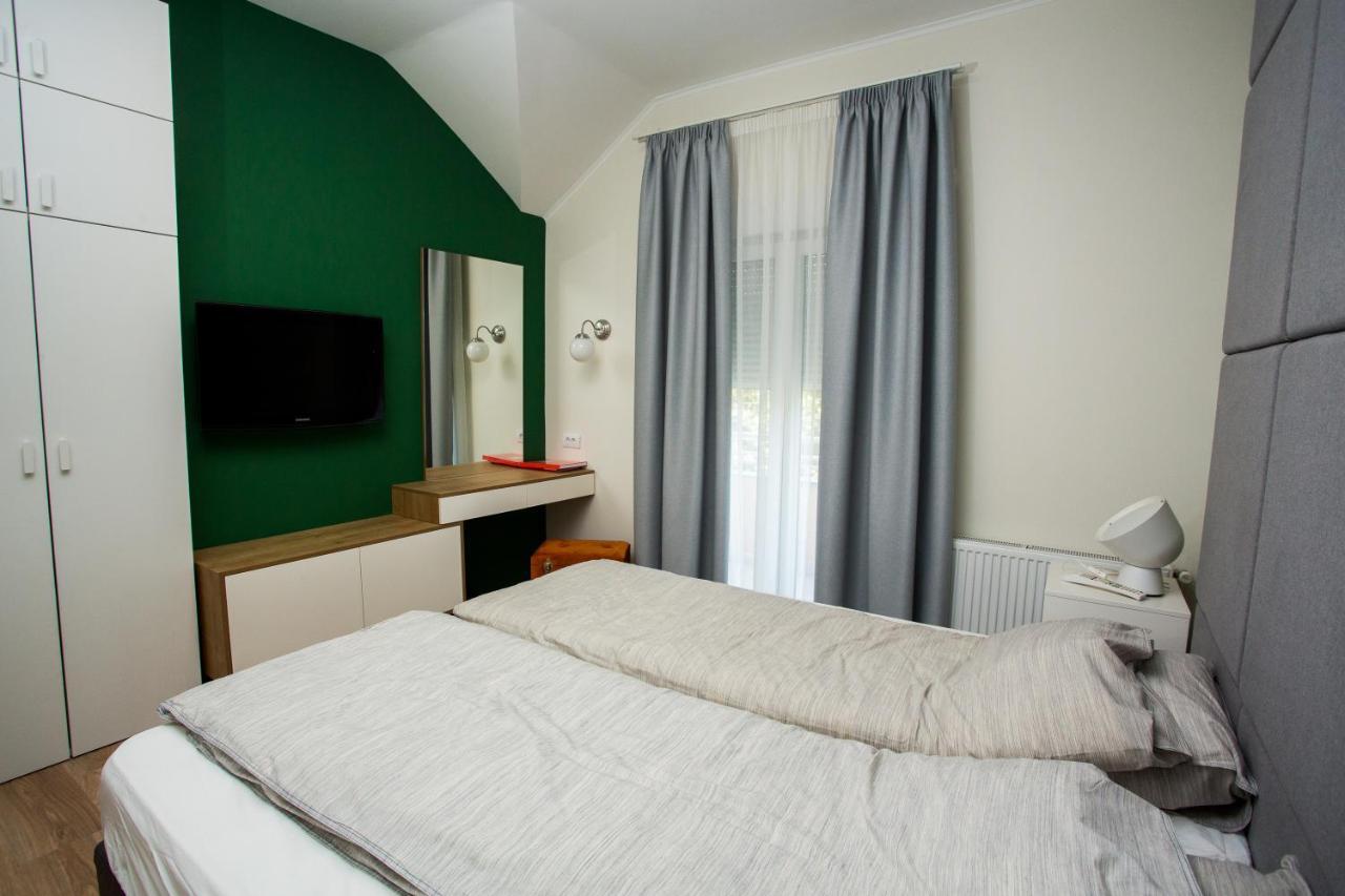 Apartman Zeka Paragvajac Apartment Суботица Екстериор снимка