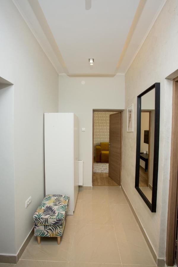 Apartman Zeka Paragvajac Apartment Суботица Екстериор снимка