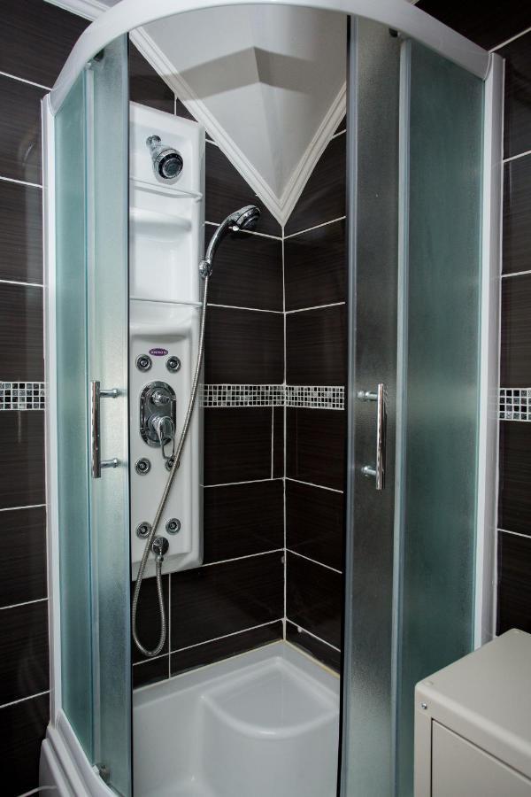 Apartman Zeka Paragvajac Apartment Суботица Екстериор снимка