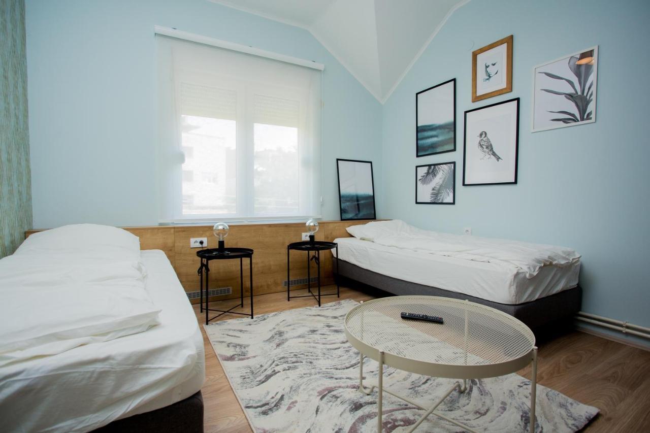 Apartman Zeka Paragvajac Apartment Суботица Екстериор снимка